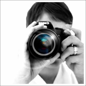  Ge bort en fotokurs i present till 17-åringen, så att han eller hon lär sig sin nya kamera.  