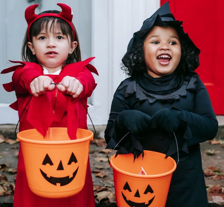 När knackar man dörr på Halloween? 🎃